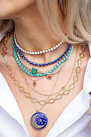 Collar ligero y portátil