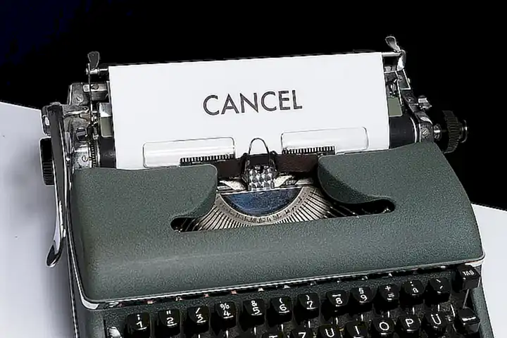 ¿Cómo puedo cancelar un pedido?