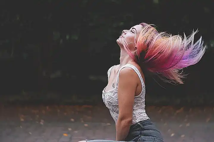 Descripción del color del pelo