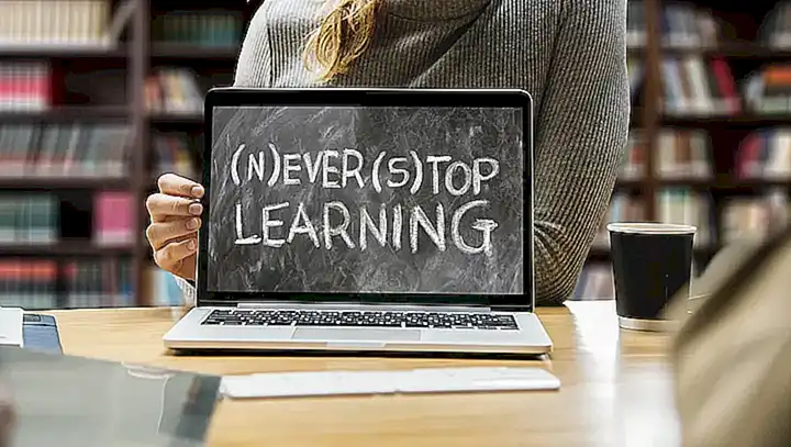 Educación y entrenamiento