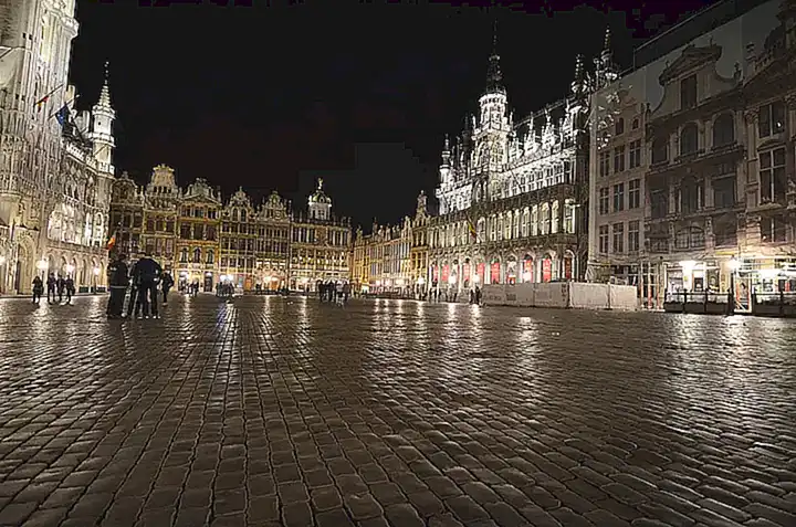 El concurso de Schsipperkes en la Grand Place de Bruselas