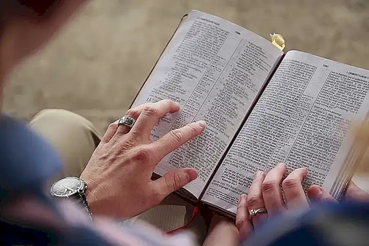 El papel de la Biblia y las escrituras