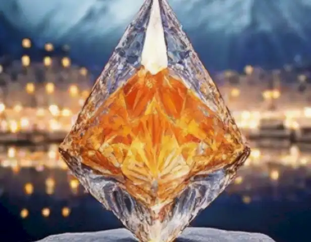 Image of the article's cover showcasing a captivating image of the diamond mandurín, highlighting the beauty and wonder of Europe.