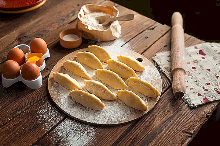 Prepara las bebidas y los alimentos
