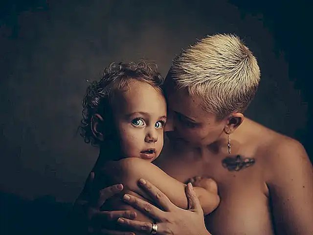 Reforzando el estatus del humano en la familia