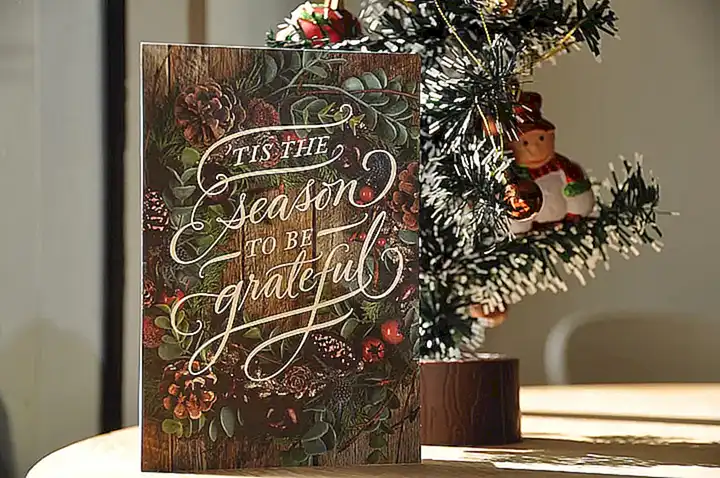 Representaciones artísticas y postales navideñas